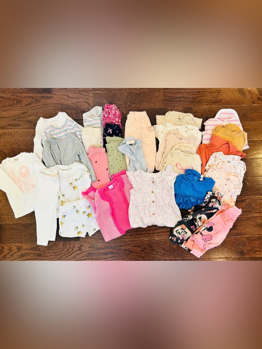 32 Piece Baby Girl Clothing Bundle - Size 12 Months